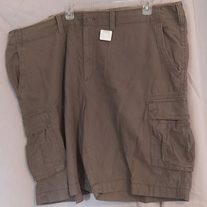 Cargo short, olive green, 44 waist, Arizona Jean